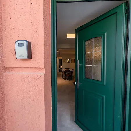 Melisma 1 Cosy Homesh Apartment *